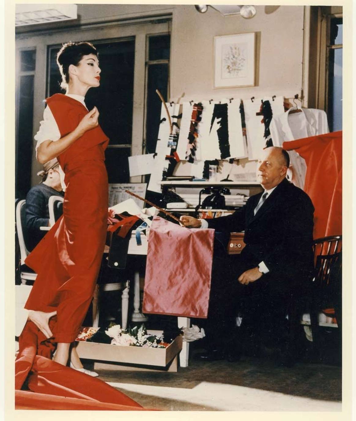 V&A to stage largest Christian Dior exhibition in the UK