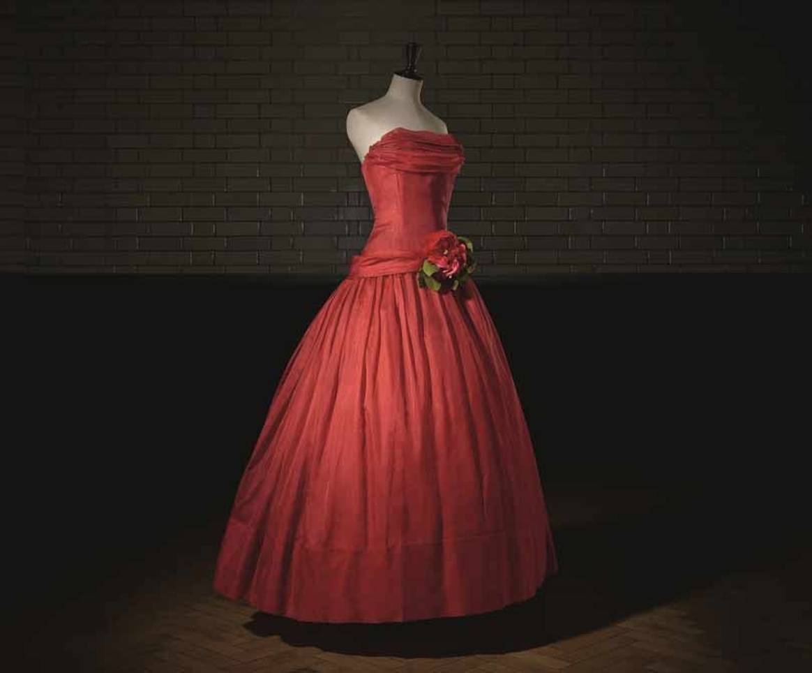 What to expect from the V&A's Christian Dior exhibition