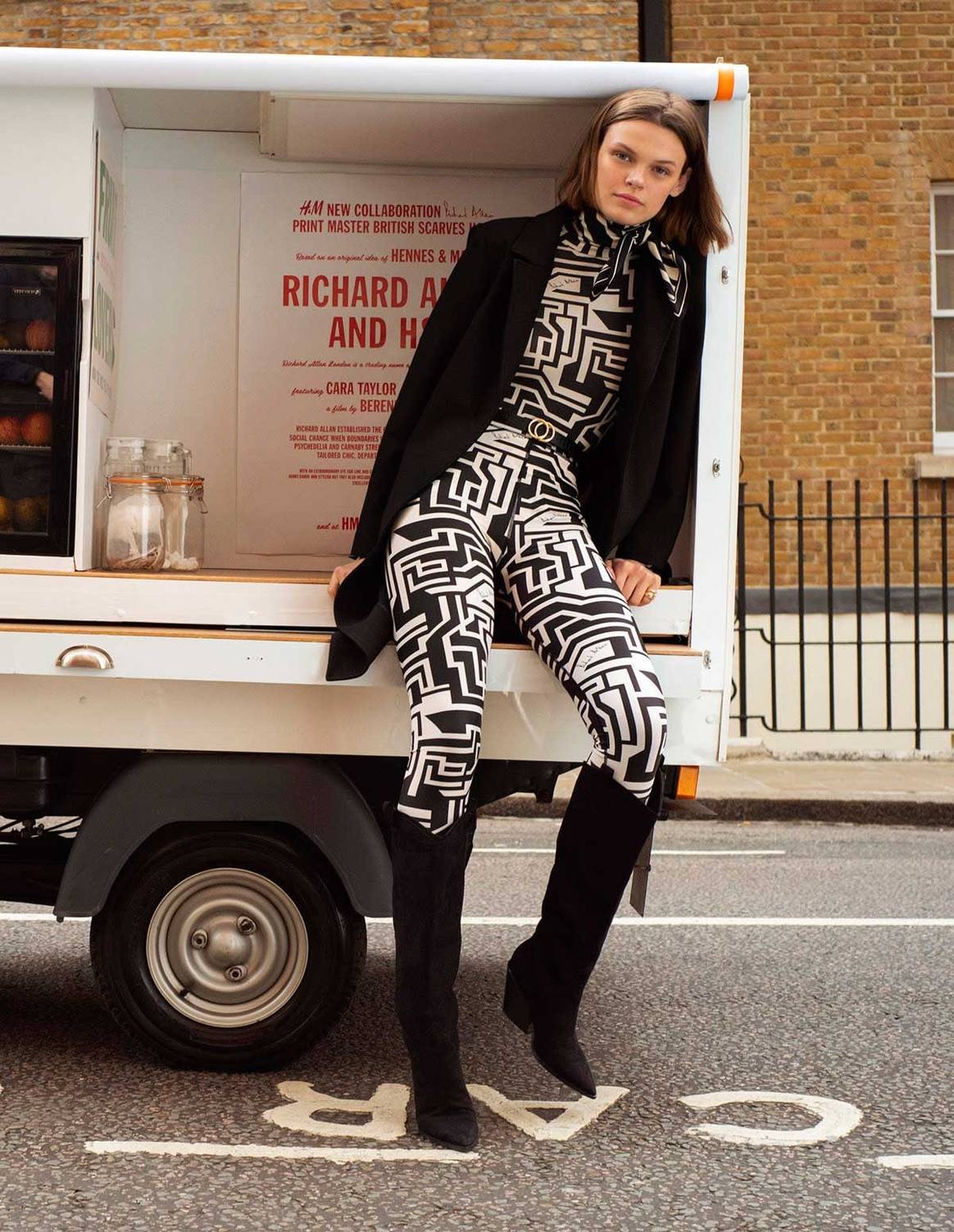 H&M collaborates with Richard Allan for 1960s-inspired womenswear collection