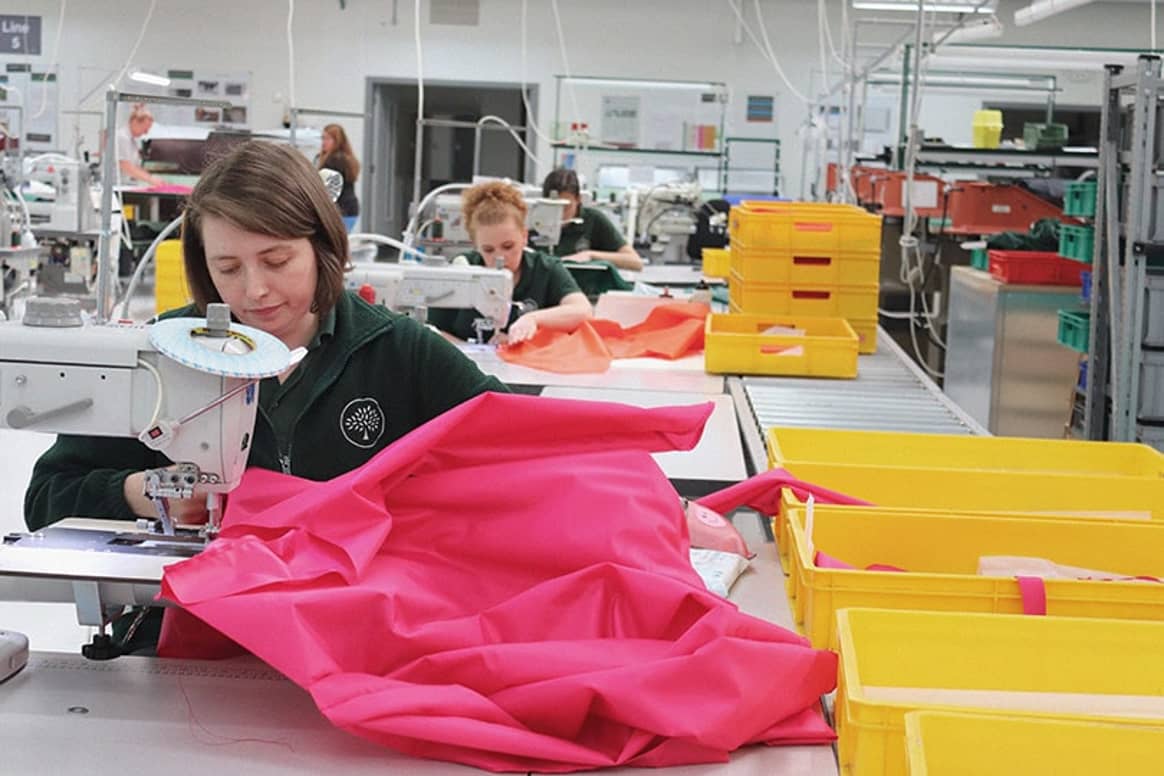 Craftspeople at The Willows, one of Mulberry’s Somerset
factories, Image courtesy of Mulberry