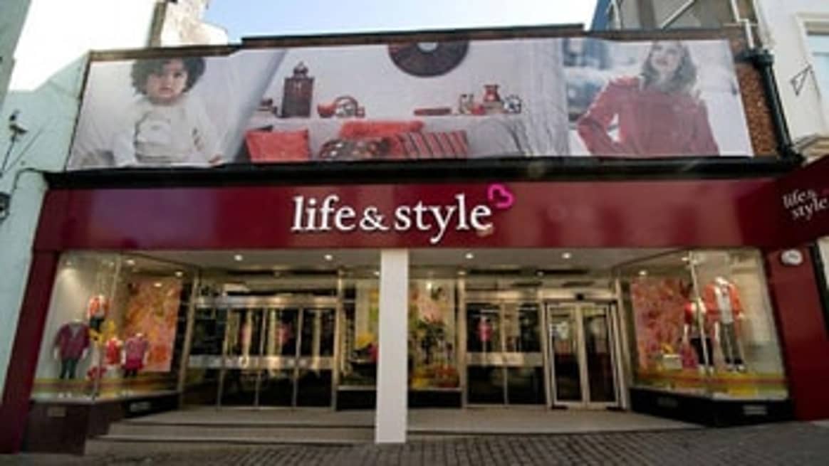 Life & Style chain in administration