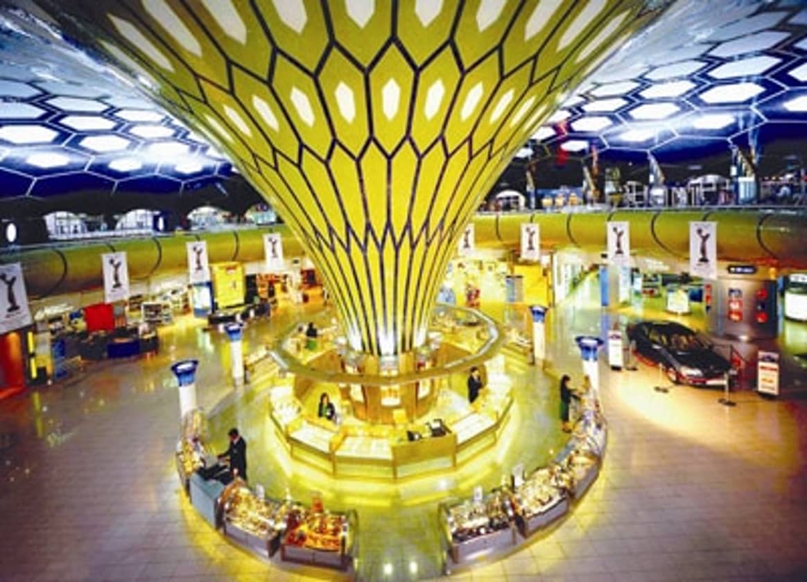 World's largest duty free mall to open in China