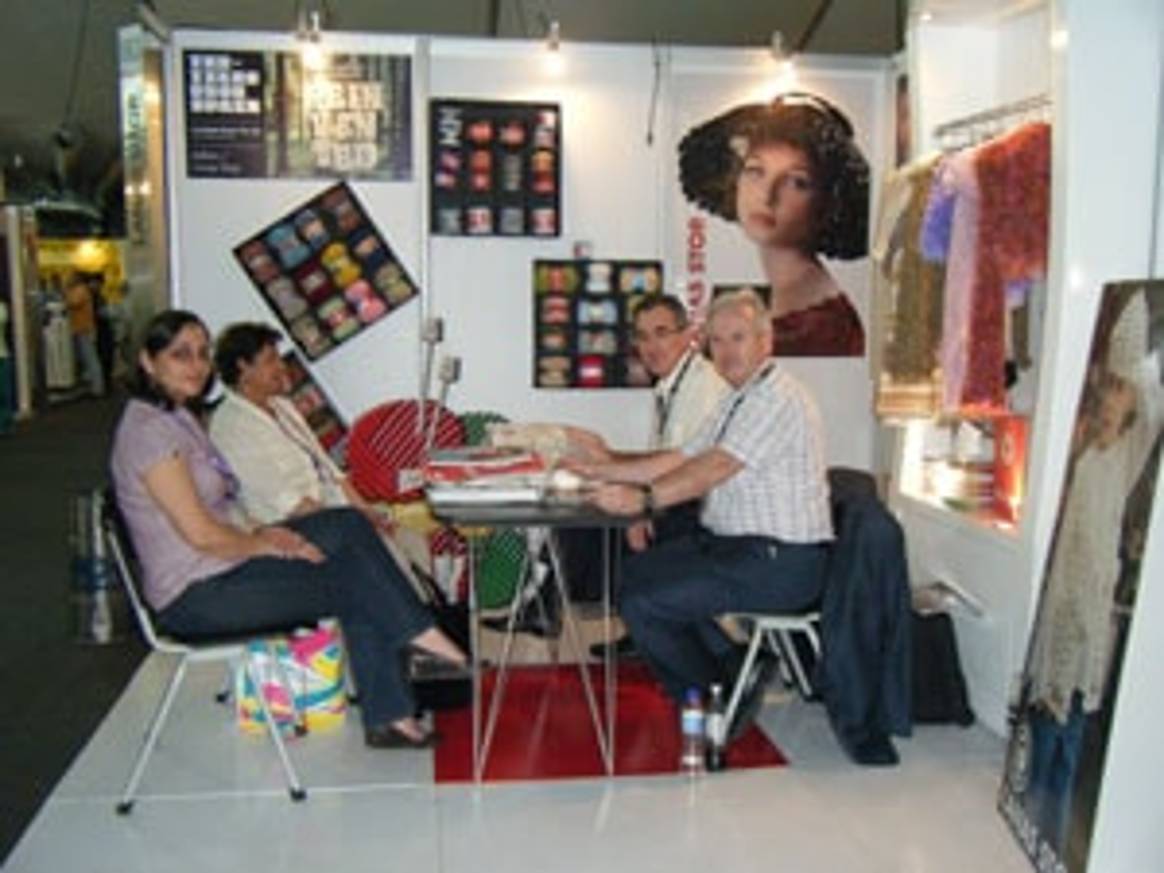 Textiles españoles en Colombia