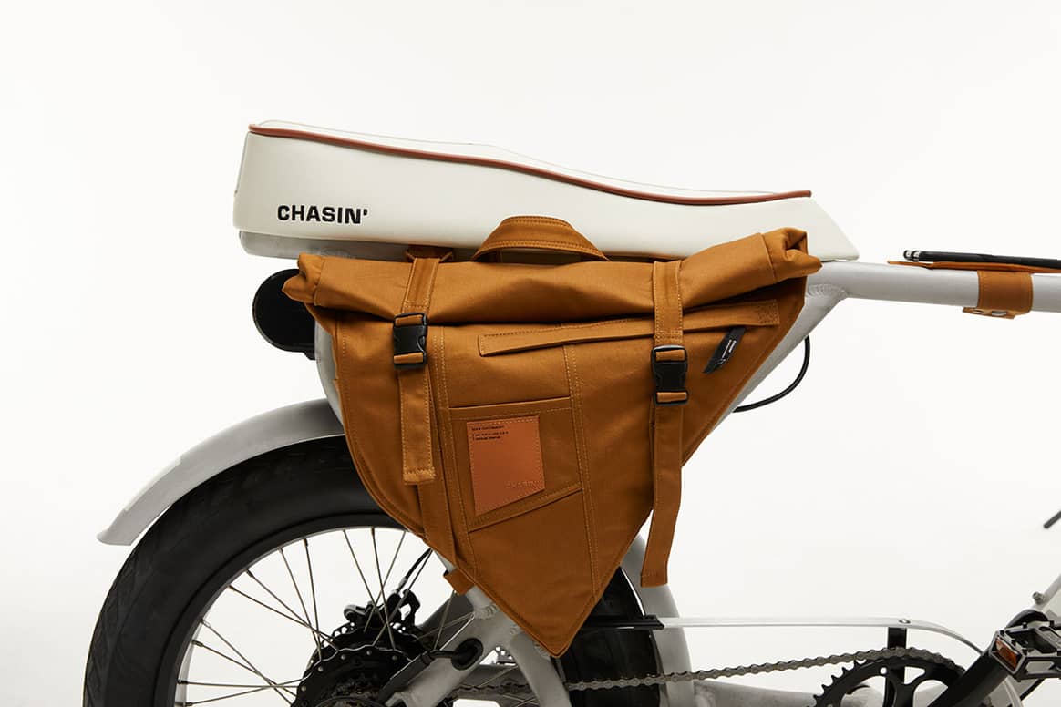 Dit is de CHASIN’ x Knaap Denim e-bike: Een collab waar performance, innovatie en authenticiteit samenkomen