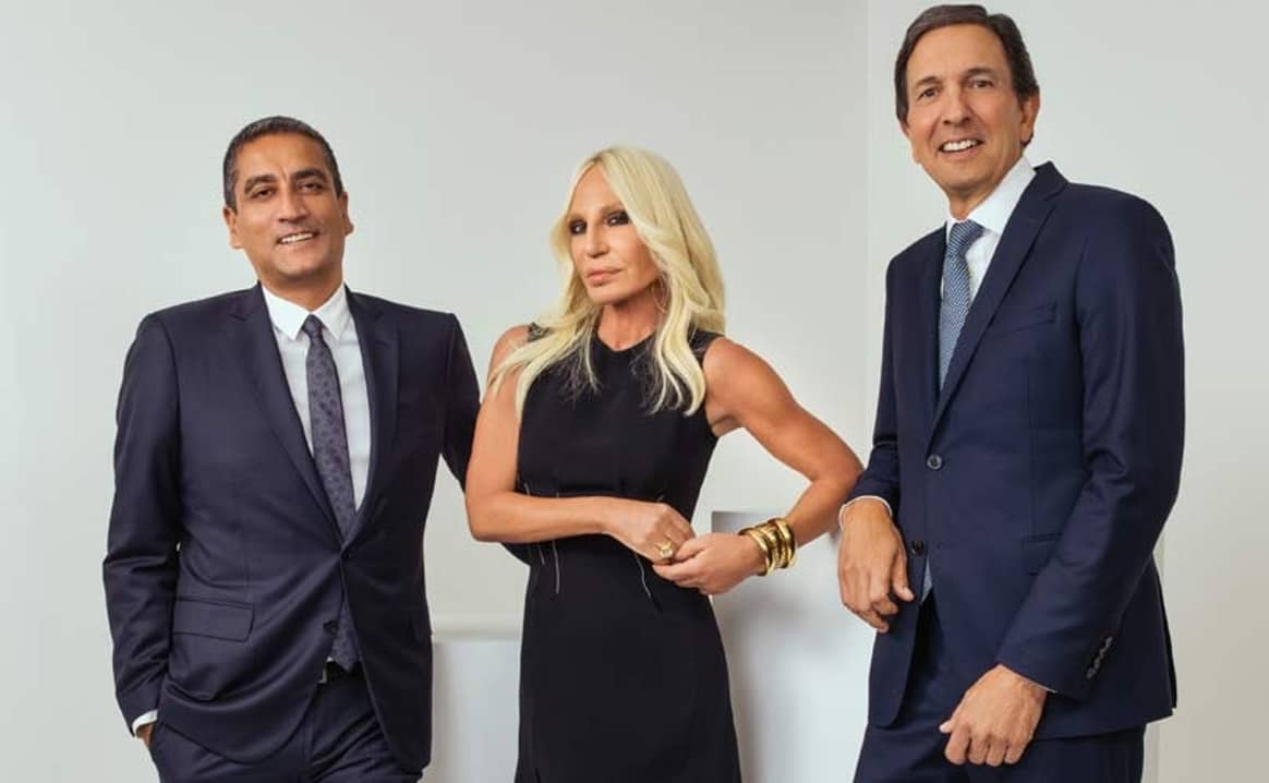 Deal is rond: Michael Kors koopt Versace voor 2 miljard dollar