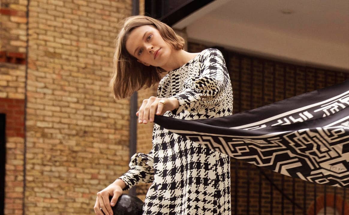 H&M collaborates with Richard Allan for 1960s-inspired womenswear collection