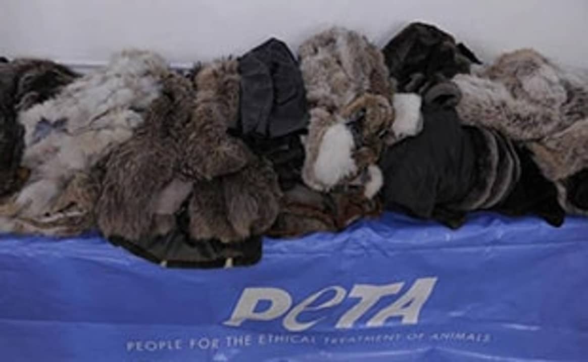 Peta und Liberty: Pelzmäntel für Obdachlose