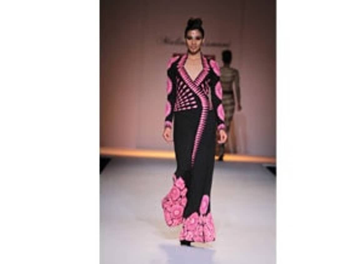 WIFW: Glamourette lights up Day-2