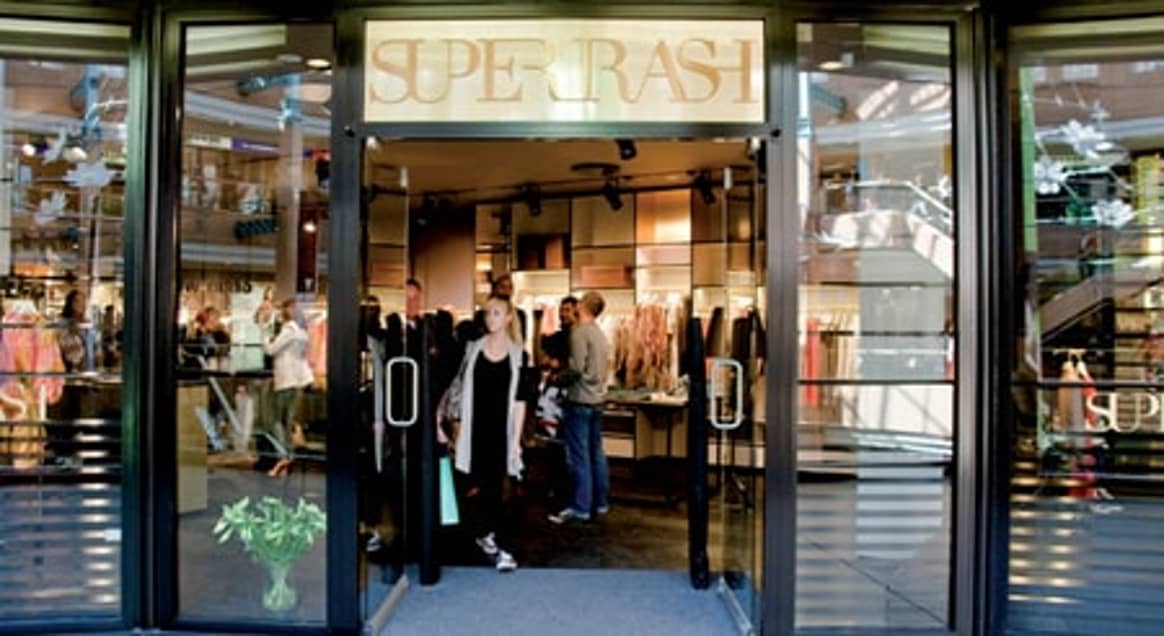 SuperTrash stort zich op retail