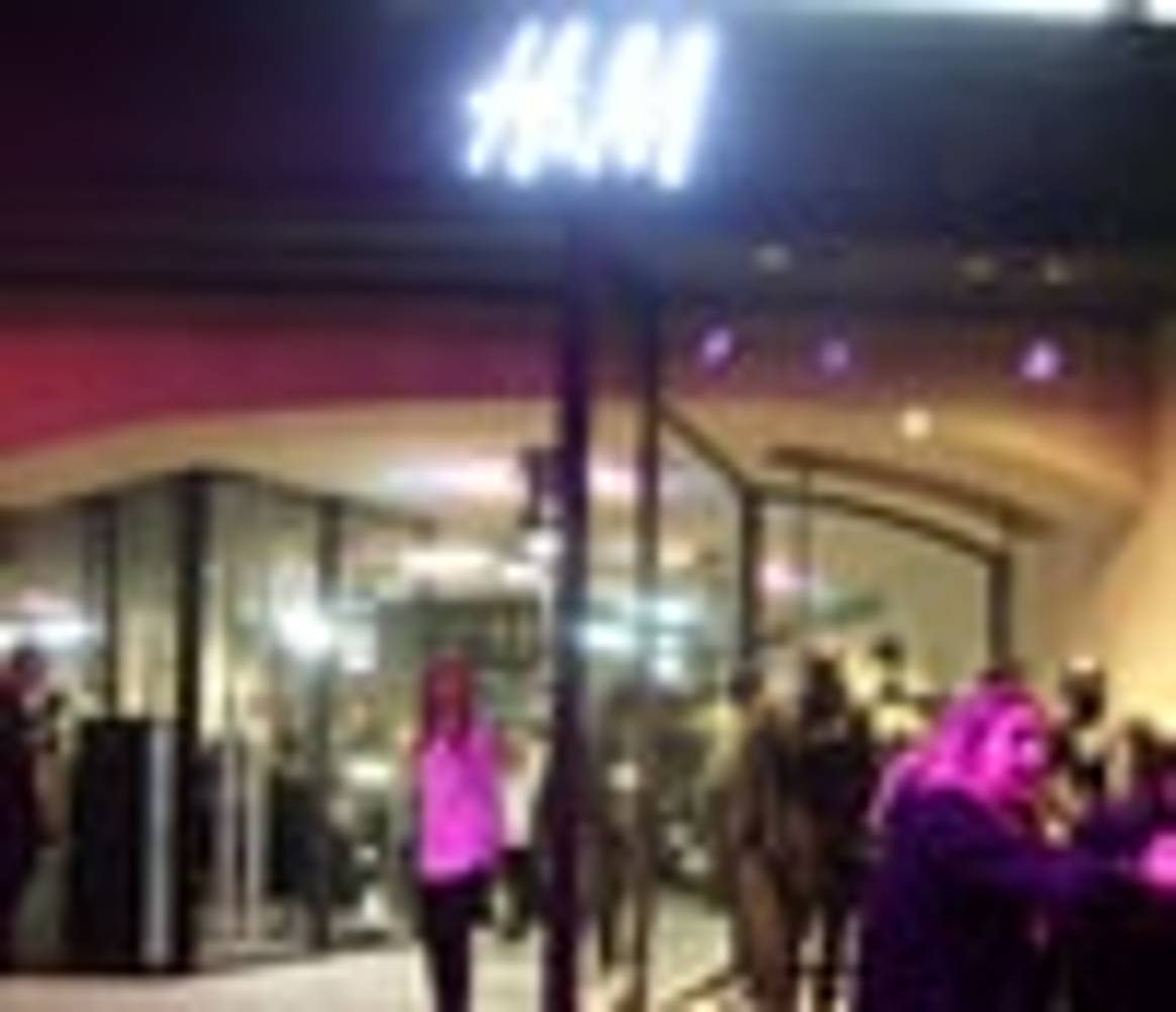 H&M ouvre ses portes sur les Champs-Elysées
