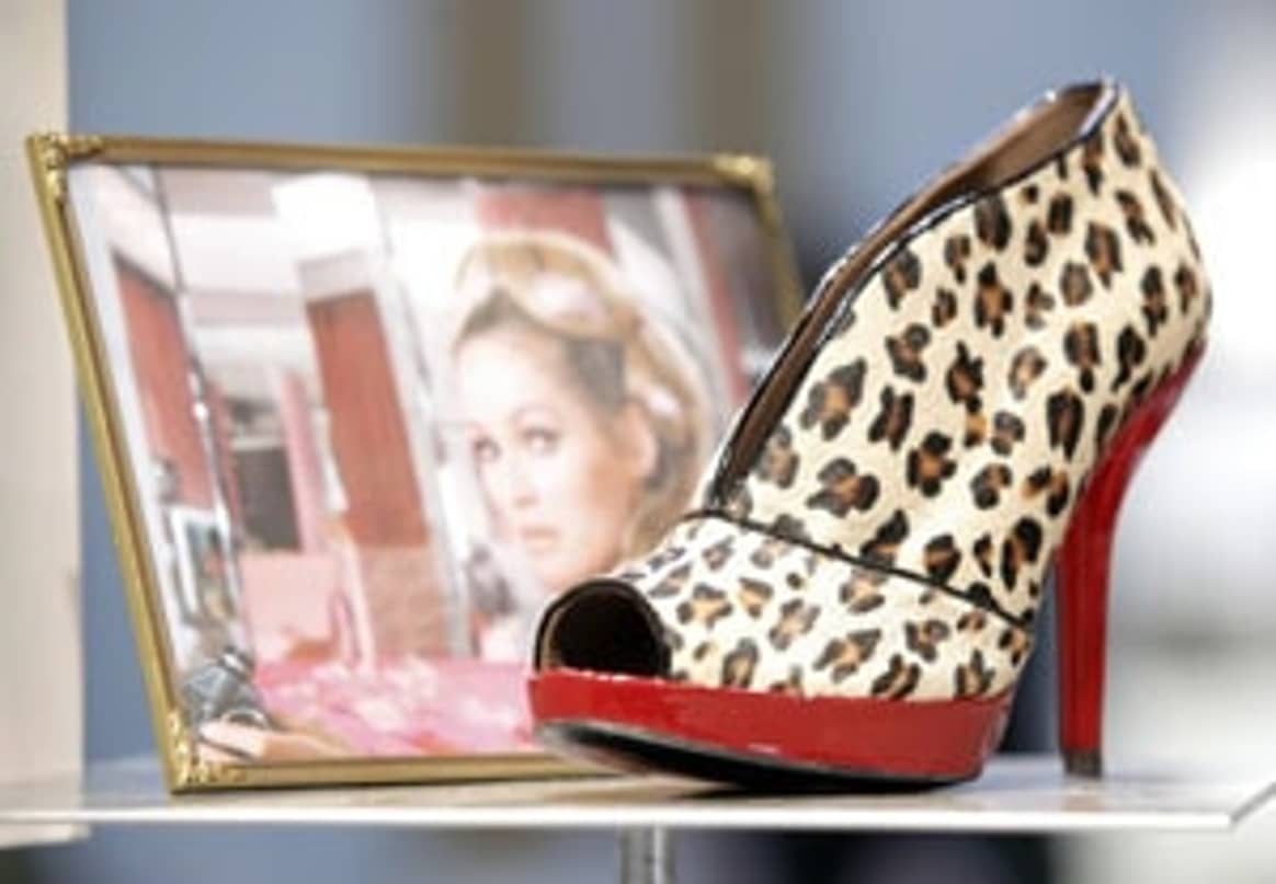 GDS: Bold boots for feminine heels