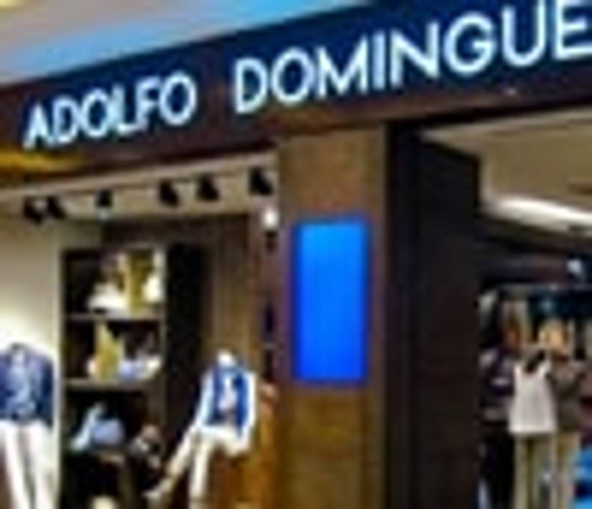 Adolfo Domínguez planea un ERE para 50 trabajadores