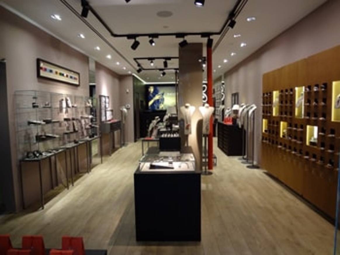 Uno de 50 inauguró su primer tienda propia en Nueva York