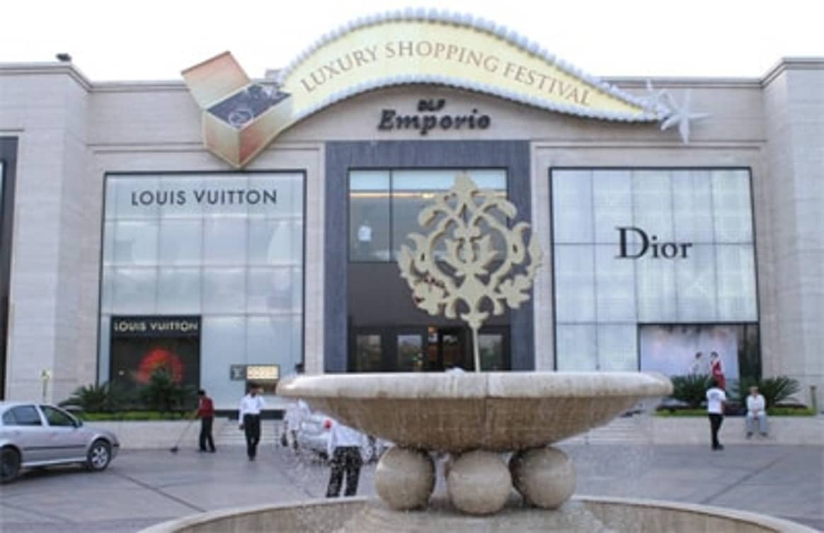 Global luxury brands opt for ‘sale’ route to woo customers