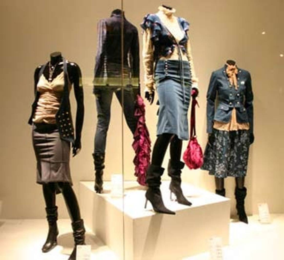 Mannequins help boost sales say retailers and brands