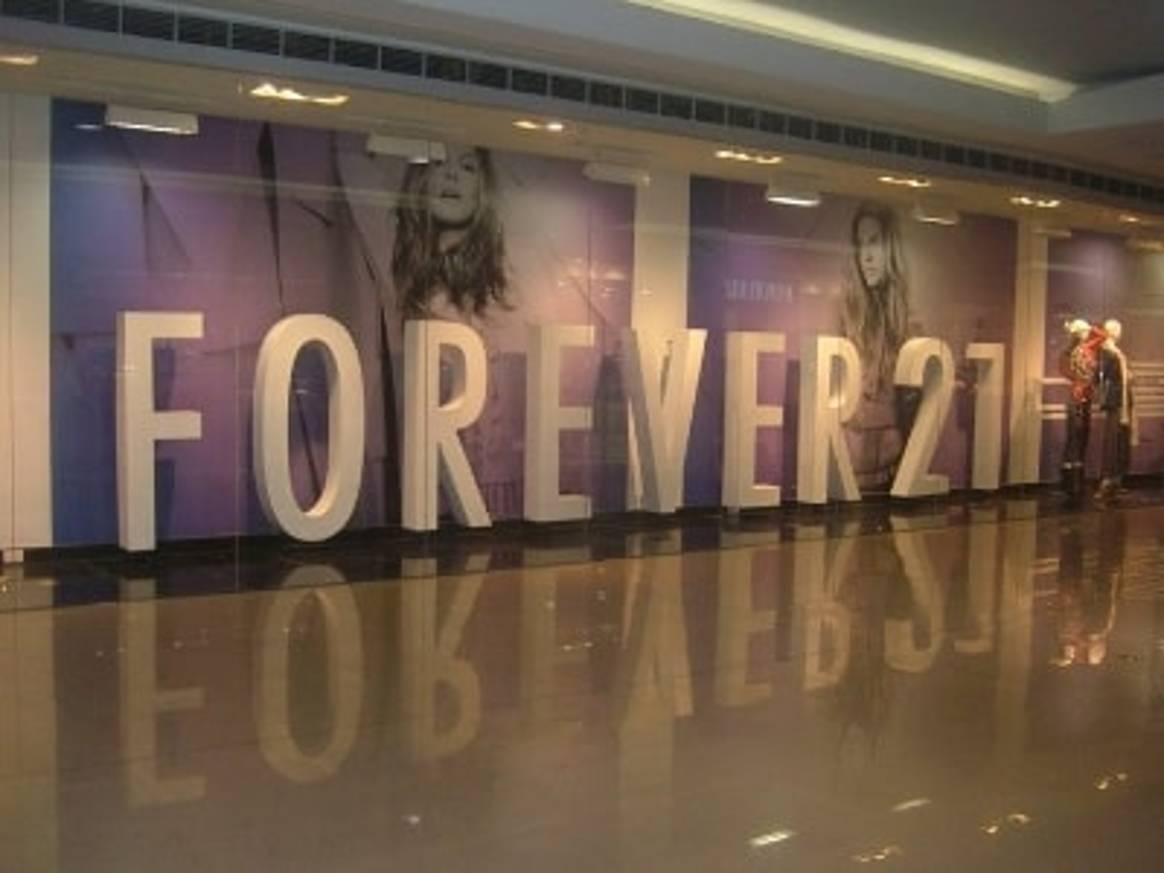 Clash of the Fashion Titans: H&M vs Forever 21