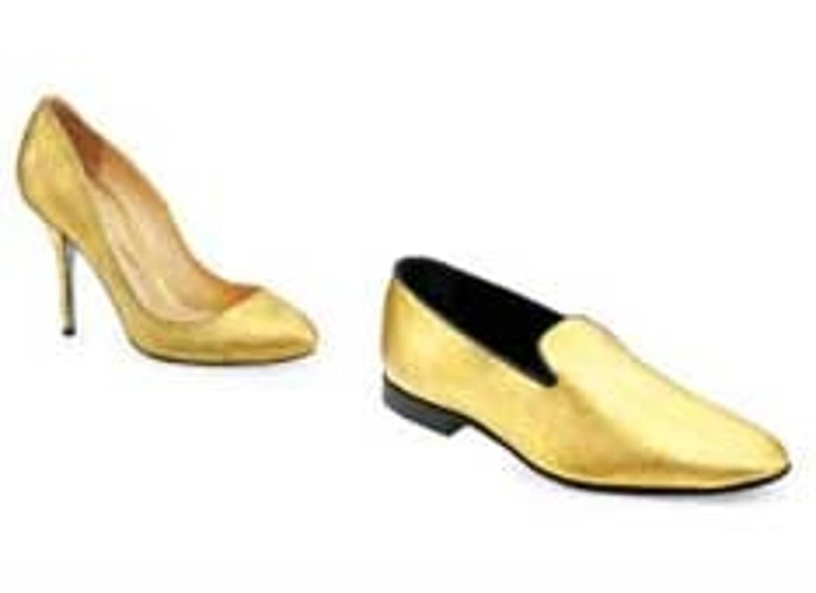 Золотая обувь