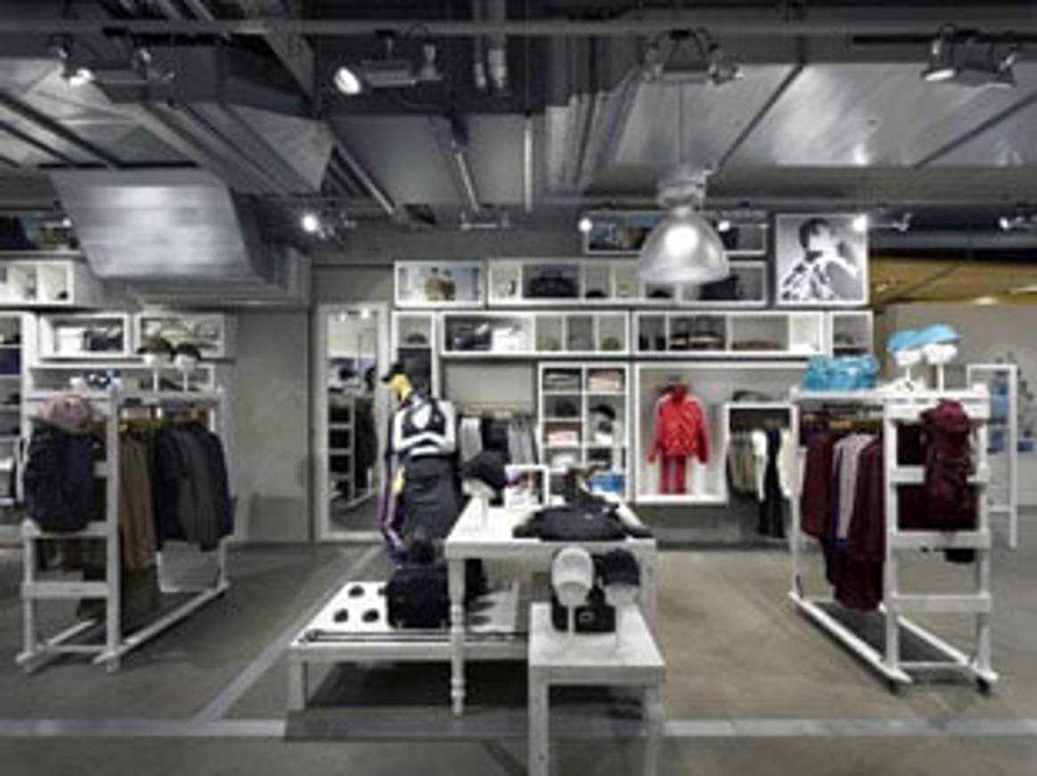 Adidas revenues soar 3 percent in FY13 and 12 percent in Q4