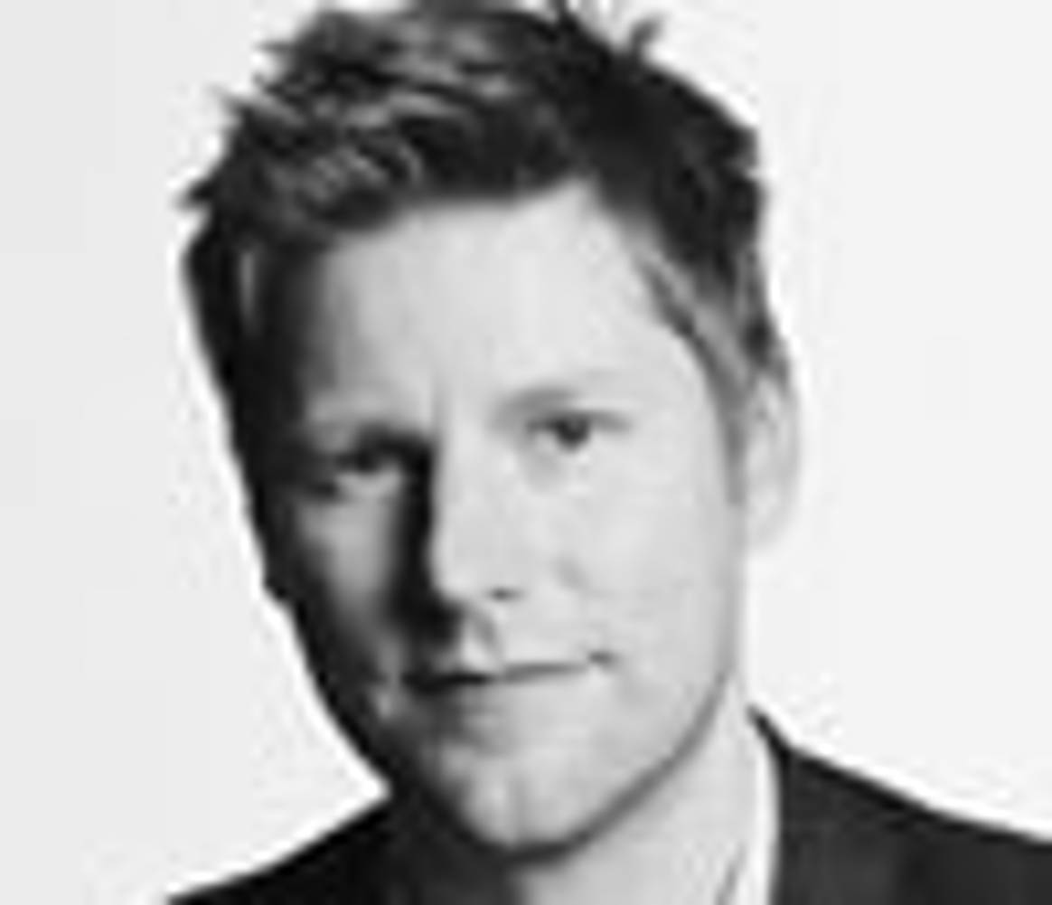 Shareholders reject Christopher Bailey's pay deal