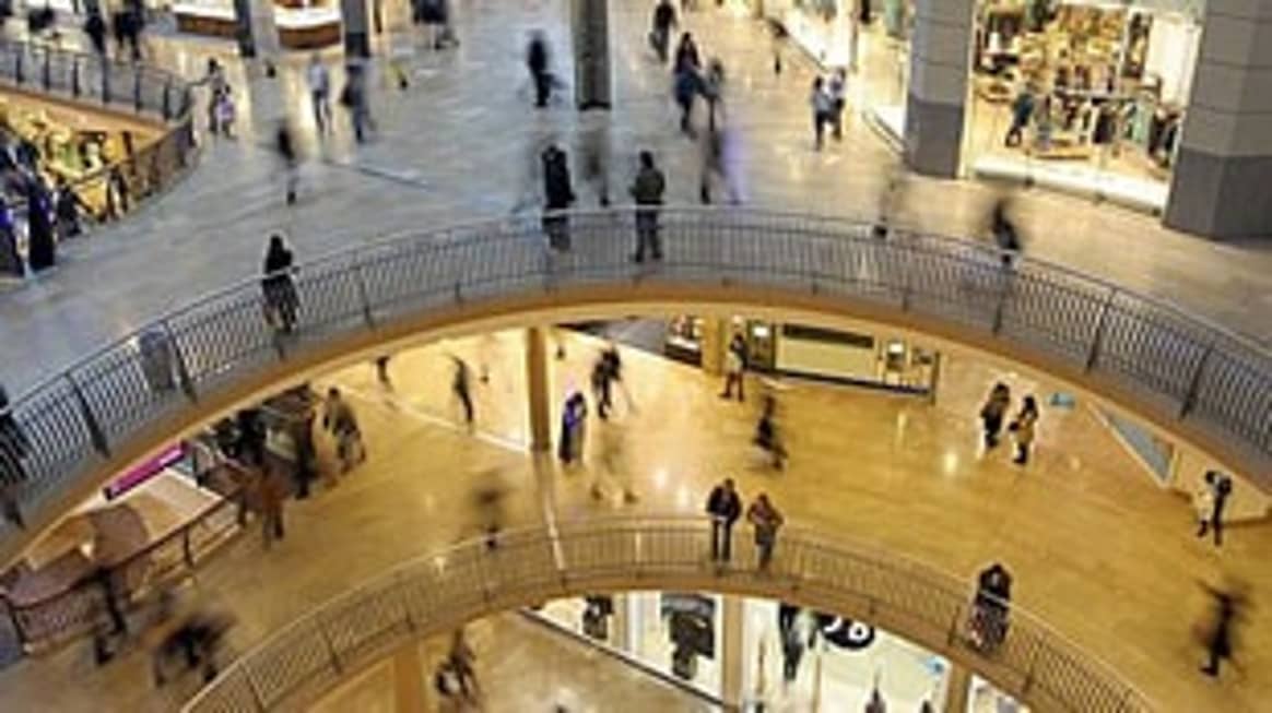 Overall UK retail footfall continues to decline