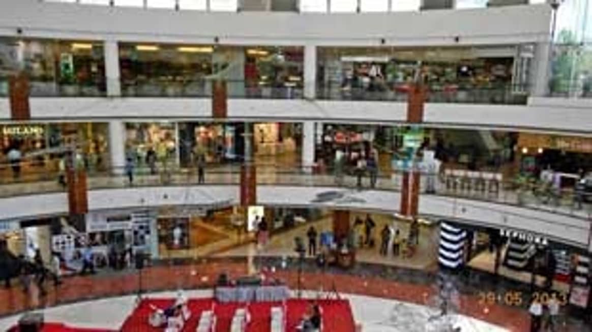 Brands to give in to malls demand for uniform discounts