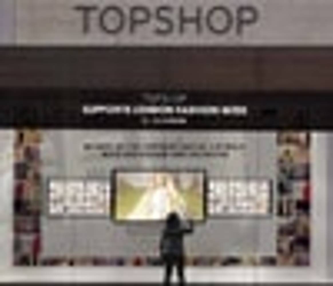 Topshop to introduce Unique SS15 via Facebook during LFW