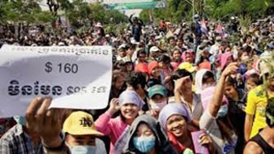 Las firmas de moda presionan en Camboya