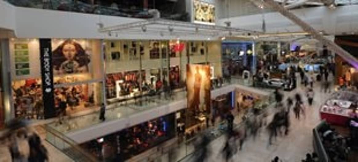 Retail footfall eases downwards as shop vacancy rates climb upwards
