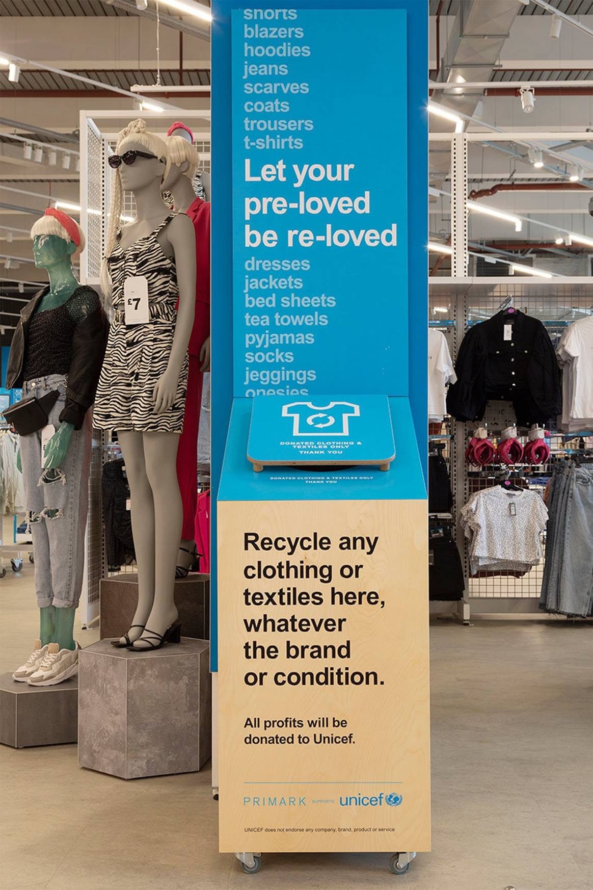 Primark lanza un nuevo plan de reciclaje en sus tiendas del Reino Unido