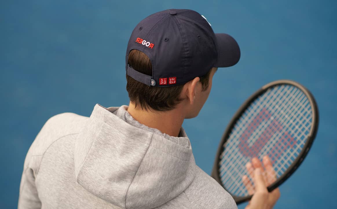 Uniqlo bringt Roger Federer Caps auf den Markt
