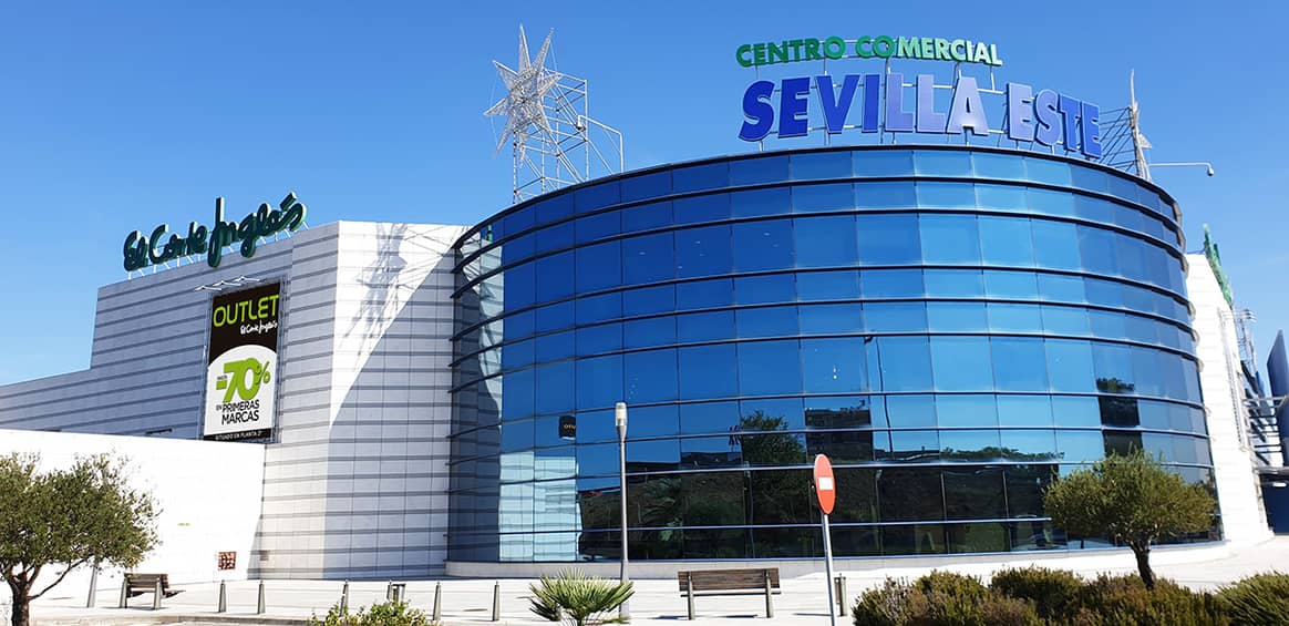 Photo Credits: Centro comercial El Corte Inglés Sevilla Este.