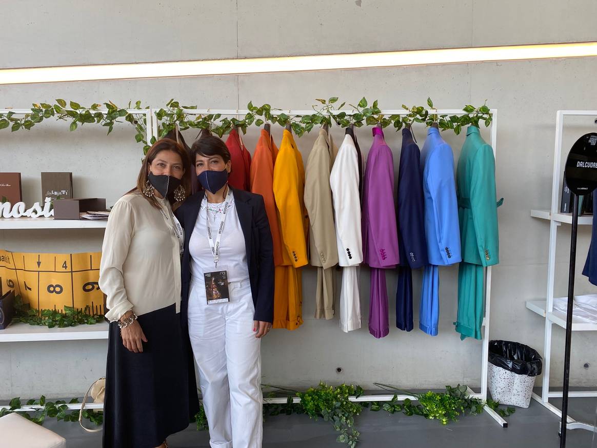 Simona and Alessandra De Thomasis, Photo:
FashionUnited