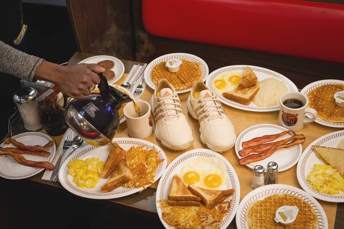 Adidas x Waffle House Kampagnenbild. Bild: Adidas