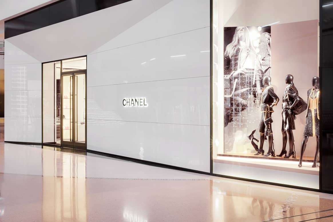 Boutique Chanel dans The Shops at Crystals. Courtesy of Chanel.