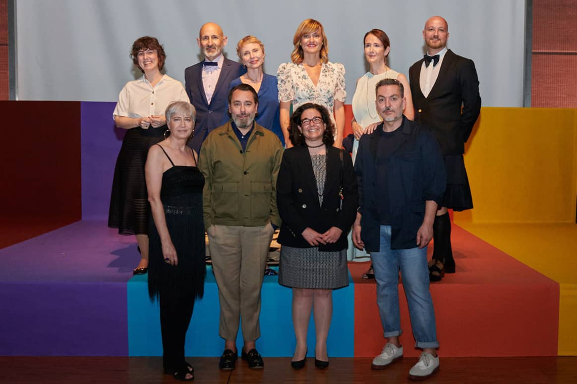 Photo Credits: Acto de presentación de la Fundación Academia de la Moda Española en el Museo del Traje de Madrid. Fotografía de cortesía.