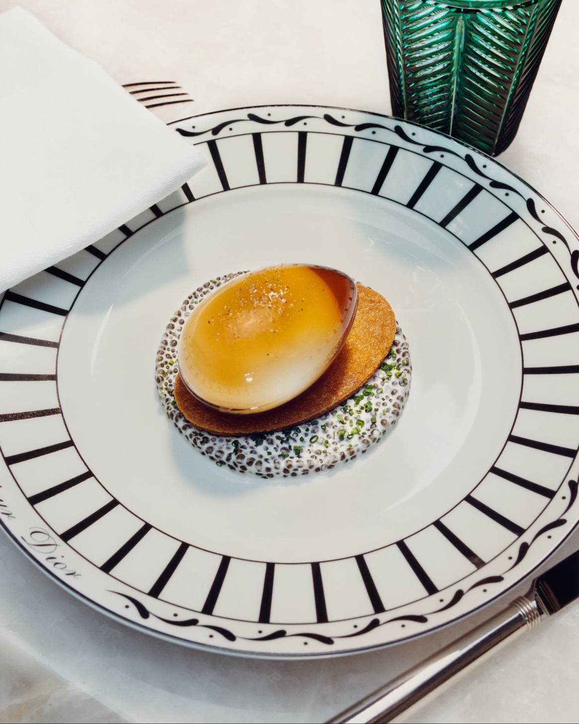 Das Monsieur-Dior-Ei im Dior Restaurant. Bild: Dior
