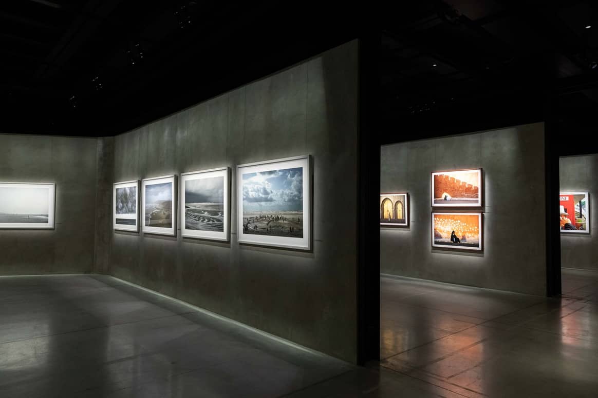 'Magnum Photos – Colors, Places, Faces'-Ausstellung von Armani. Bild: Armani