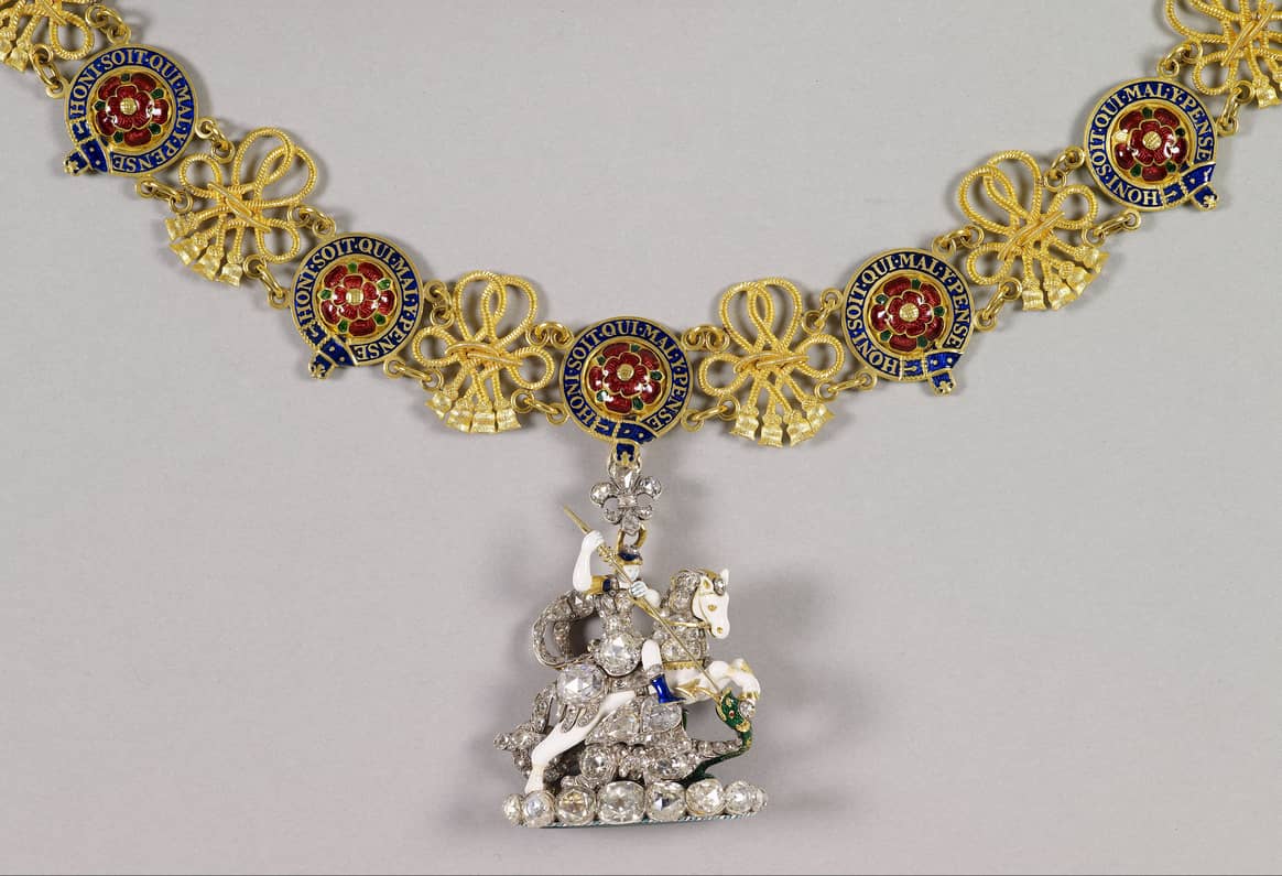 Image: Royal Collection Trust; Rundell, Bridge and Rundell,  The Queen’s Garter Collar and  Collar Badge (Great George