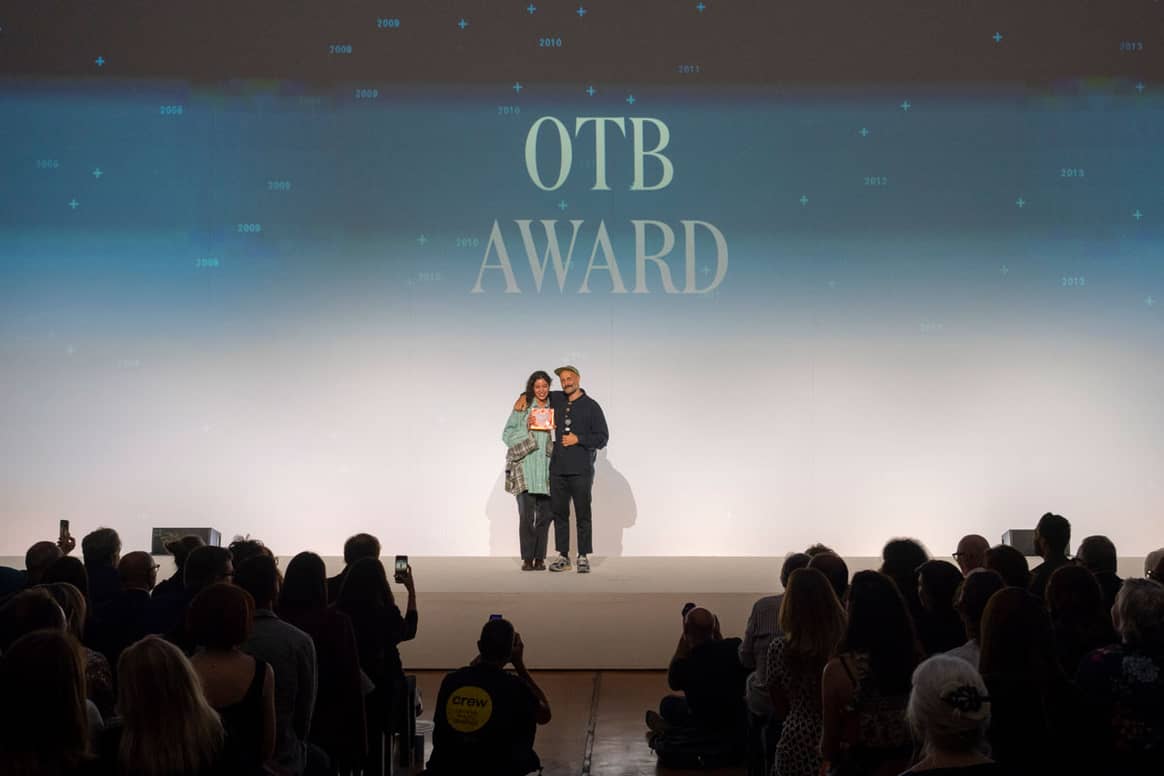 Lili Schreiber riceve l'Otb  award, courtesy of Otb