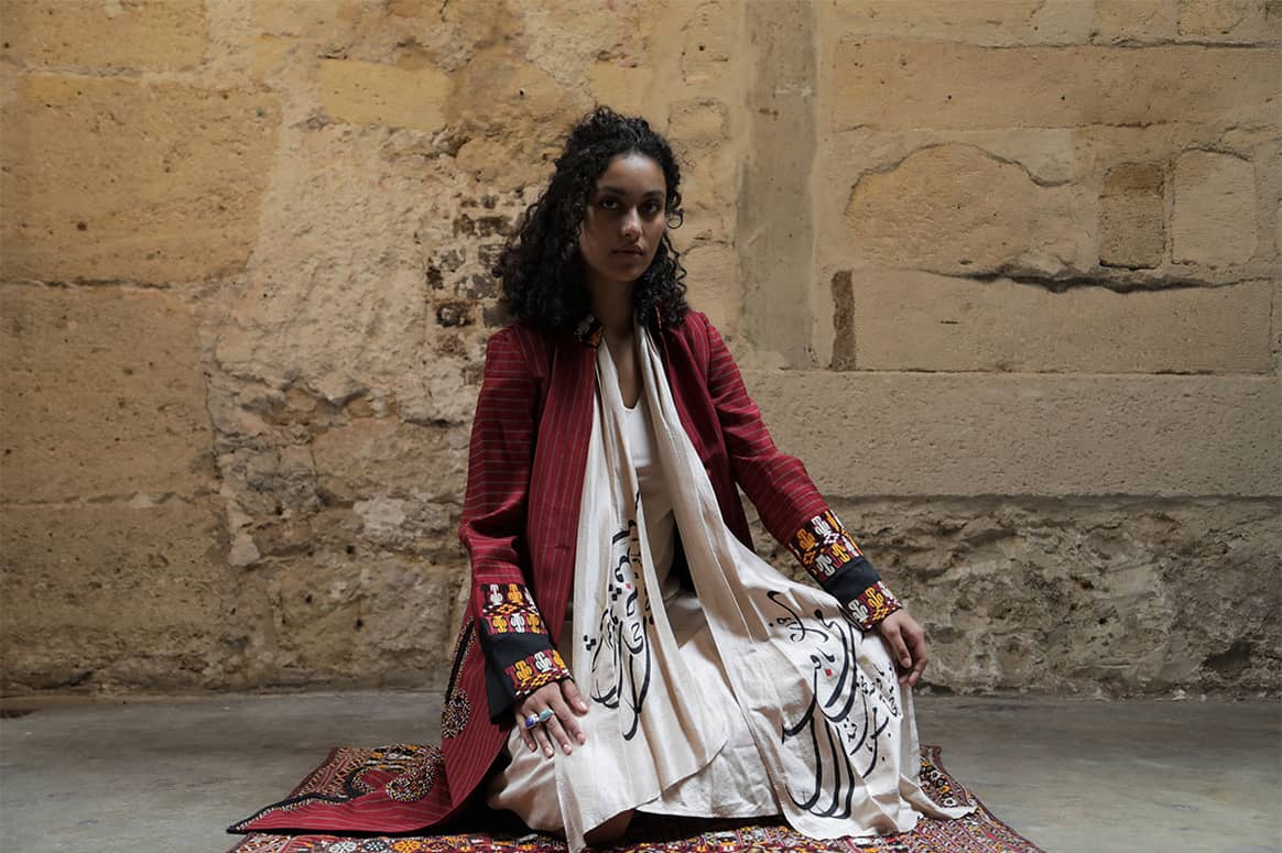 Courtesy of Musée Guimet. Collection Zarif, robe calligraphiée et chapan ancien retravaillé © Roya Heydari pour Zarif Design