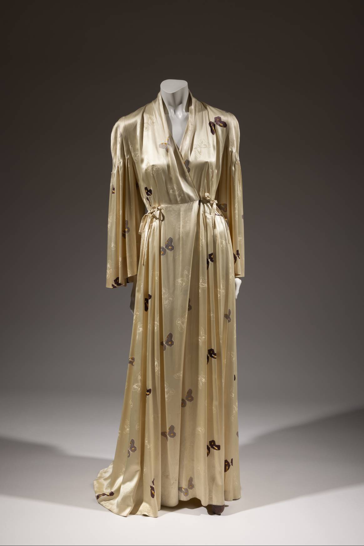 Elsa Schiaparelli Paris, summer 1938. Image: The Museum at FIT, ‘Designing Women: Fashion Creators and Their Interiors’