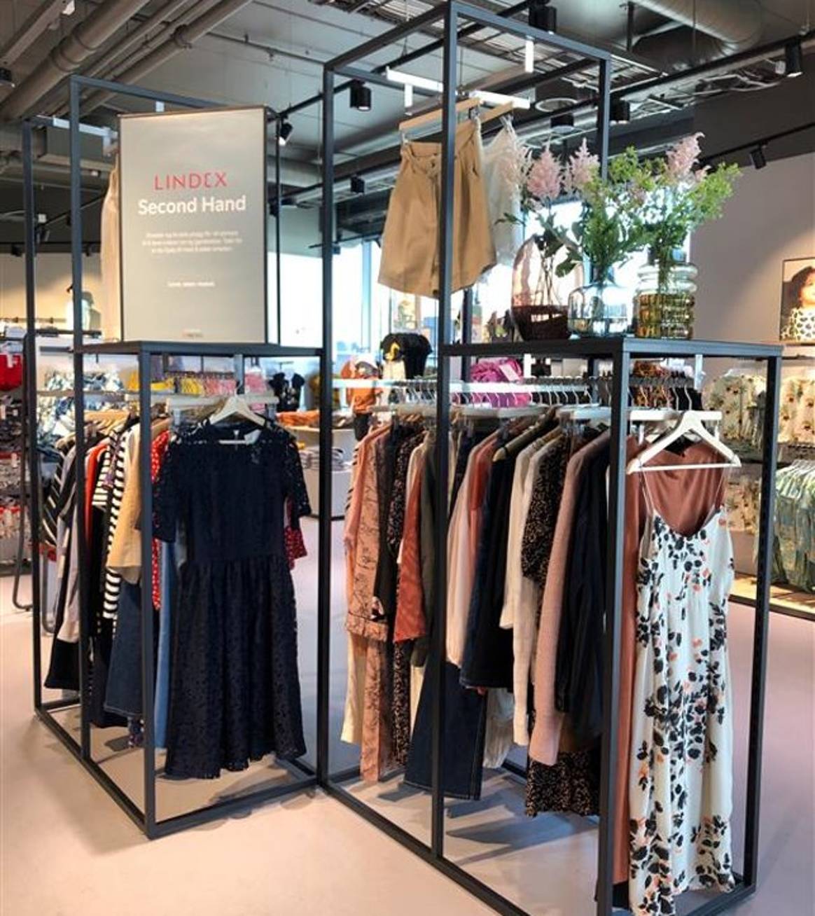 Babywear and womenswear resold at a Lindex store in
Norway. Photo courtesy of Lindex.