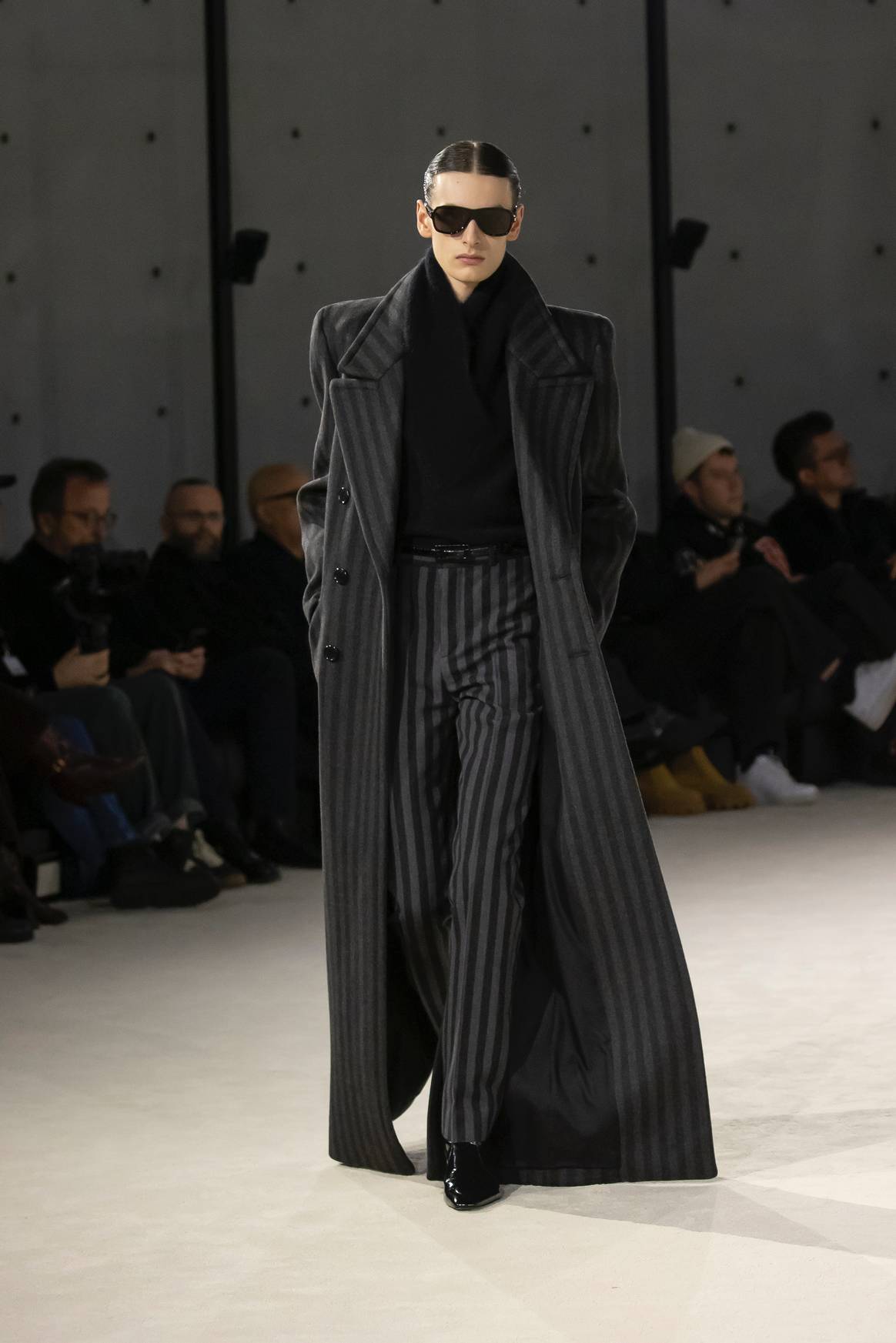 Menswear FW23 Saint Laurent, show Anthony Vaccareloo. Imagen : Cortesía de Saint Laurent