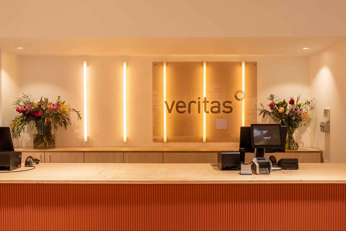 Veritas test een nieuw winkelconcept in Brugge. Beeld via
Veritas / Foto door Yannick Milpas.