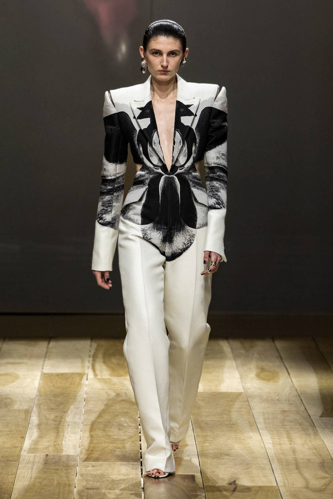 Image: Alexander McQueen fw23/Launchmetrics Spotlight