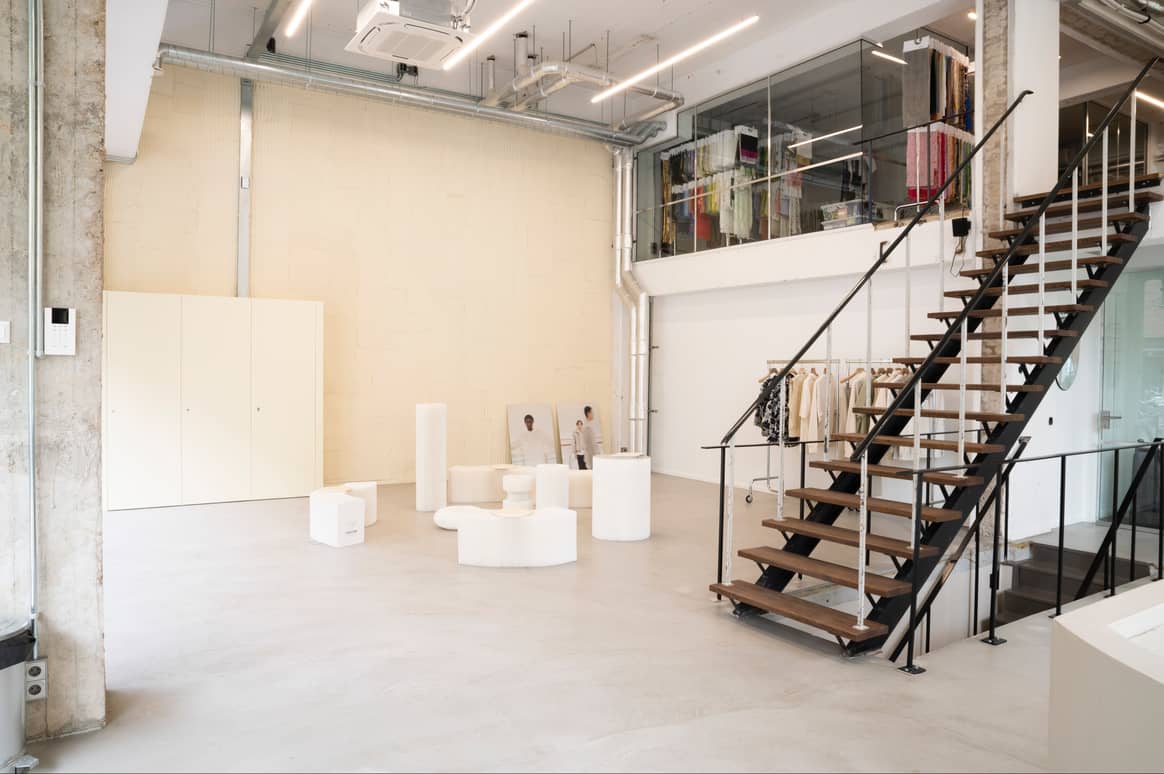 Het atelier en kantoor van Workingmenblues. Beeld: Aygin
Kolaei voor FashionUnited