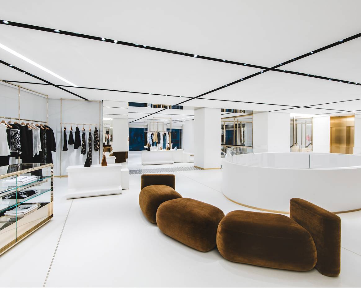 Burberry New Bond Street flagship store (juni 2023)