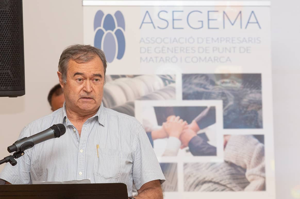 Créditos: Intervención de Paco Casas, presidente de Asegema, durante la jornada informativa organizada por la asociación empresarial. Fotografía de cortesía.