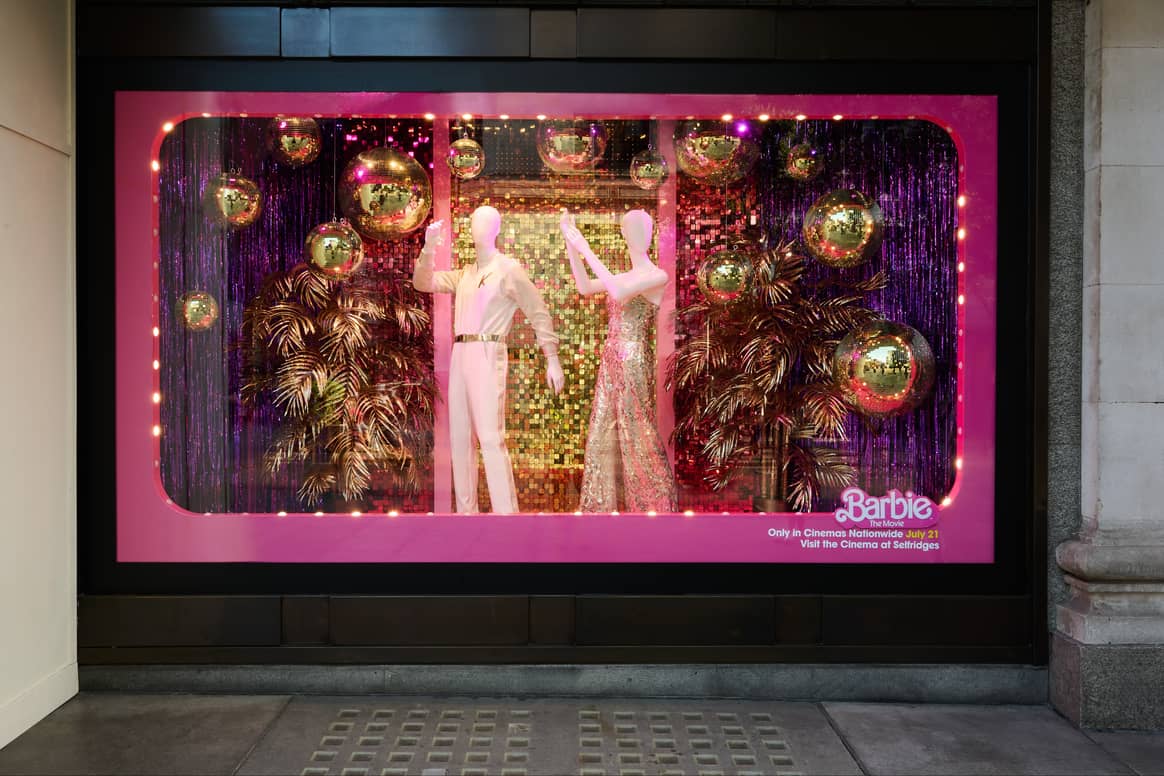 Escaparate de Barbie en Selfridges, London