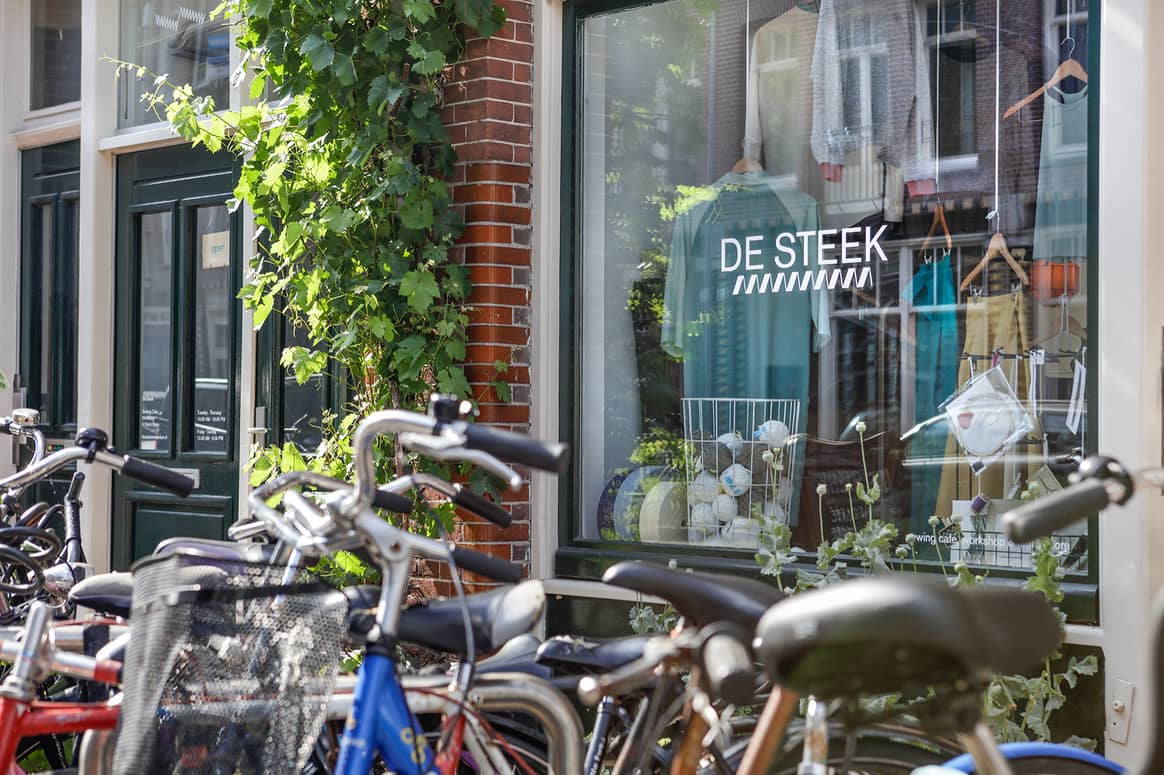 Atelier De Steek op de Van der Hoopstraat te Amsterdam.